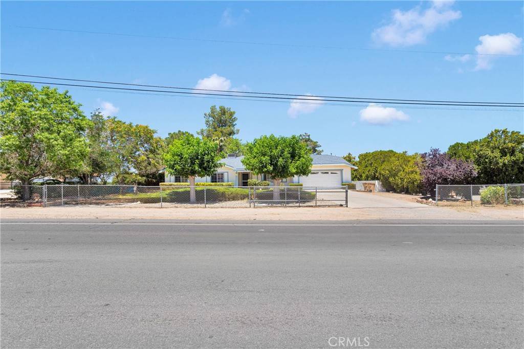 Hesperia, CA 92345,15204 Willow ST