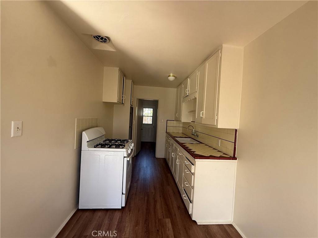 Redlands, CA 92373,637 Brookside