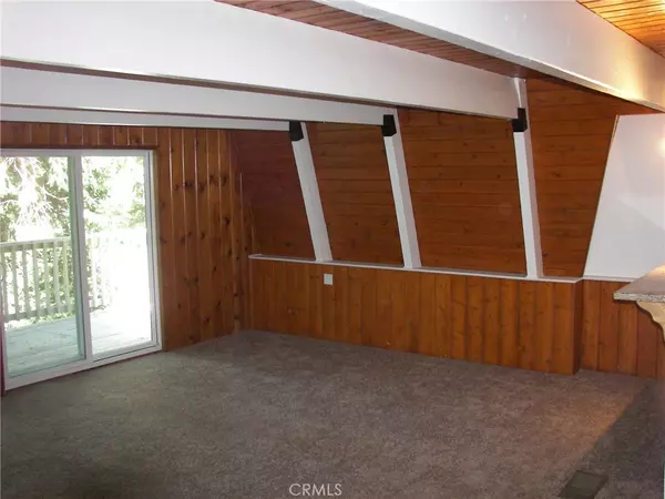 Crestline, CA 92325,24798 Bernard DR