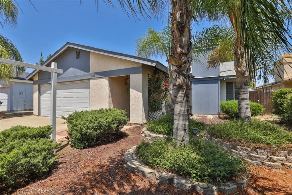 Lake Elsinore, CA 92530,134 N Woodlake ST