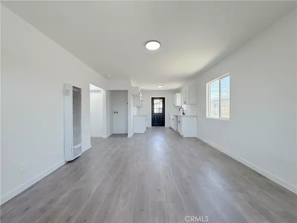 Compton, CA 90220,1349 W 151st ST