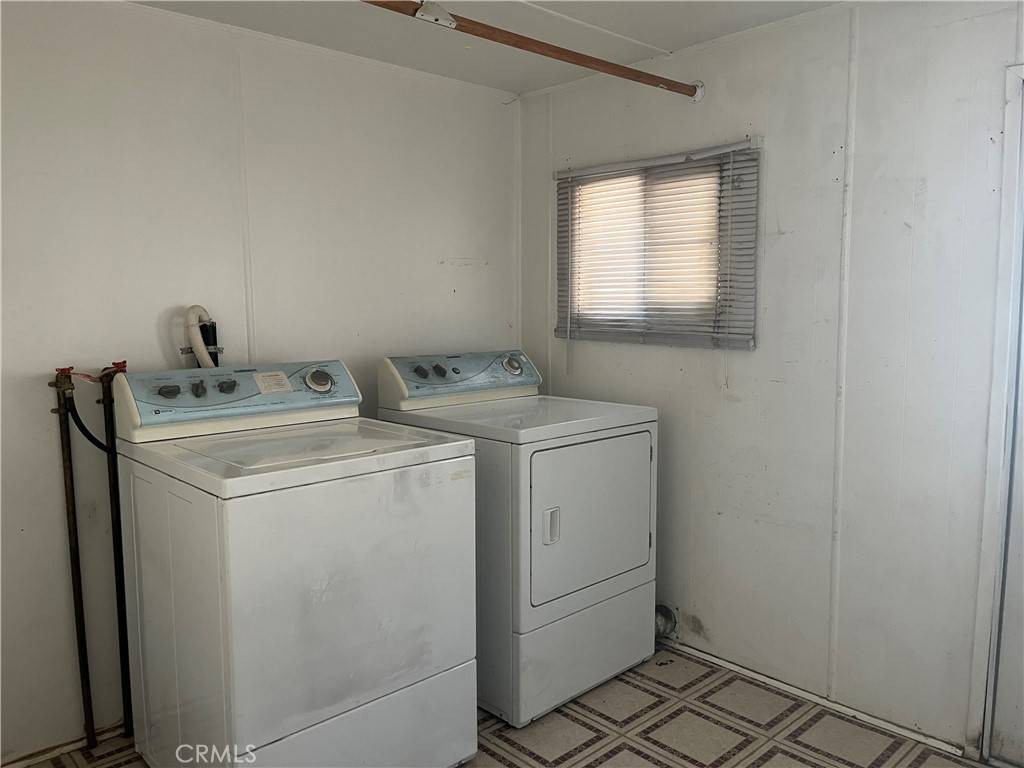 Carson, CA 90745,21425 S Avalon BLVD