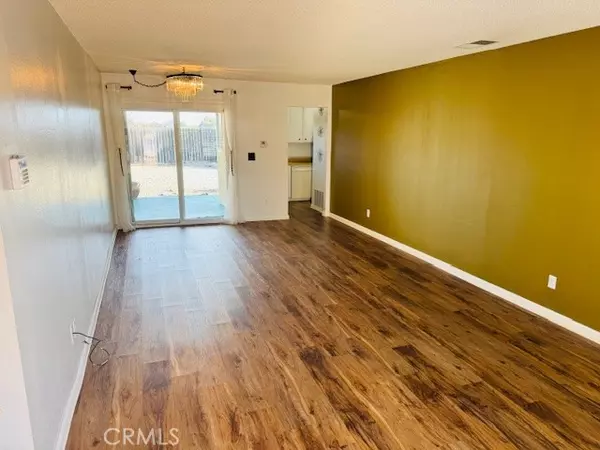 Banning, CA 92220,98 Lori WAY