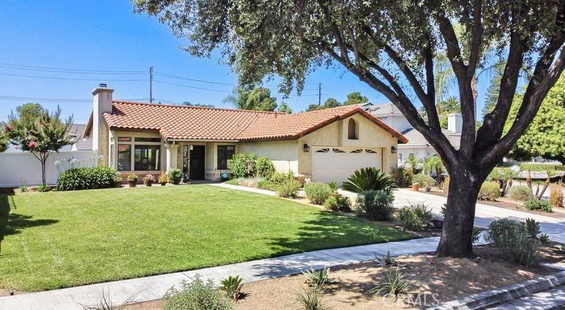 Redlands, CA 92374,20 Waters CT