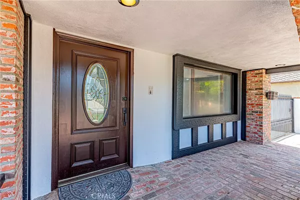 Los Angeles, CA 90043,5334 S Victoria AVE