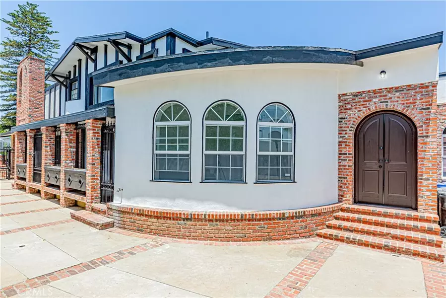 5334 S Victoria AVE, Los Angeles, CA 90043