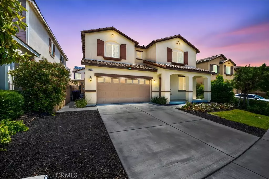 Fontana, CA 92336,5609 Garibaldi WAY