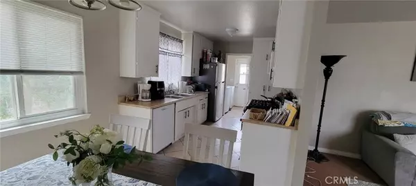 Rialto, CA 92376,1083 Lorraine PL