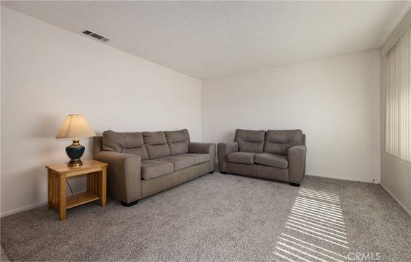 Fontana, CA 92336,7870 Williams RD