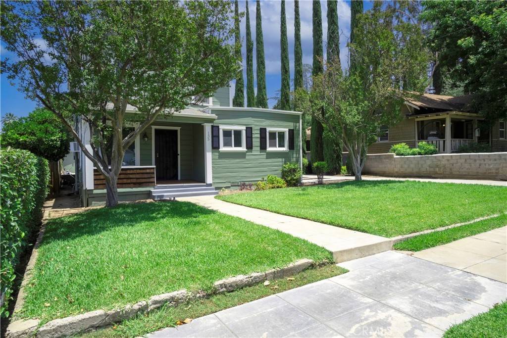 Redlands, CA 92373,135 Center ST #1
