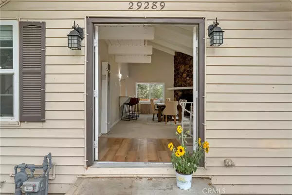 Cedar Glen, CA 92321,29289 Lake View DR