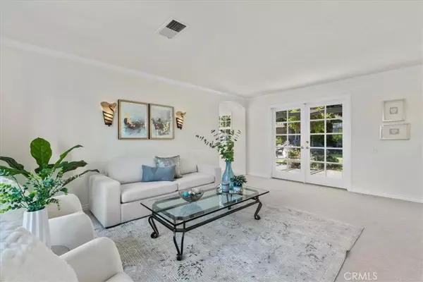 Yorba Linda, CA 92886,20709 Calle Pera