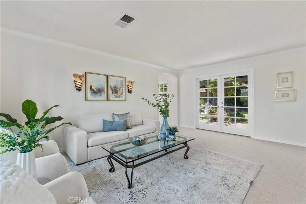 Yorba Linda, CA 92886,20709 Calle Pera