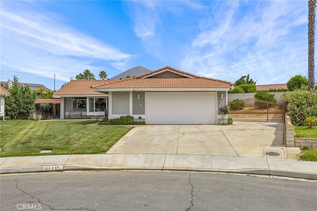 Riverside, CA 92509,6721 Zuma place
