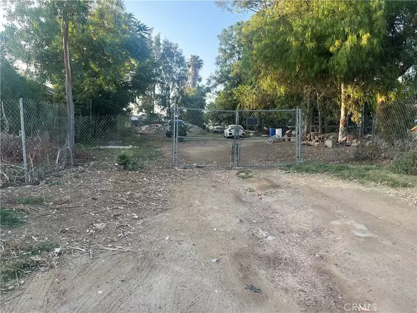 Perris, CA 92570,21580 Lane ST