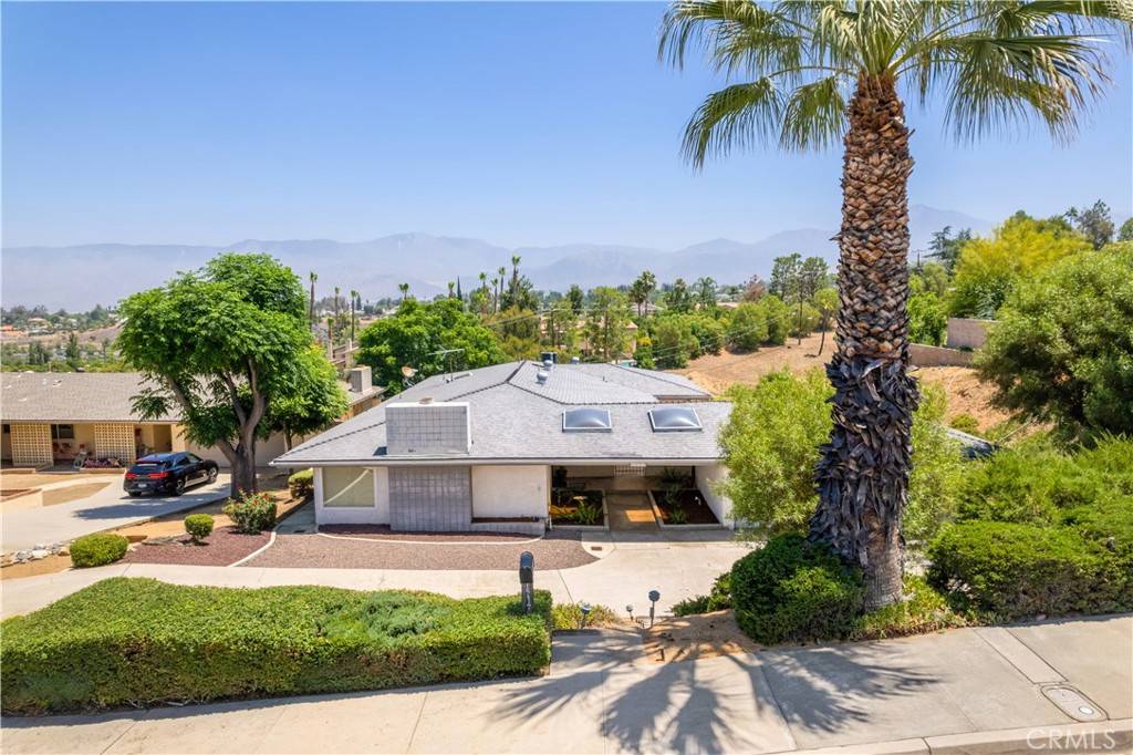 1517 Pamela Crest, Redlands, CA 92373