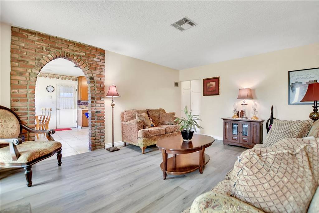 San Bernardino, CA 92408,1582 Hardt ST