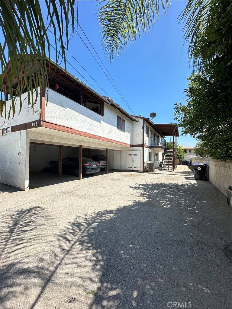 San Bernardino, CA 92405,663 W 14th ST