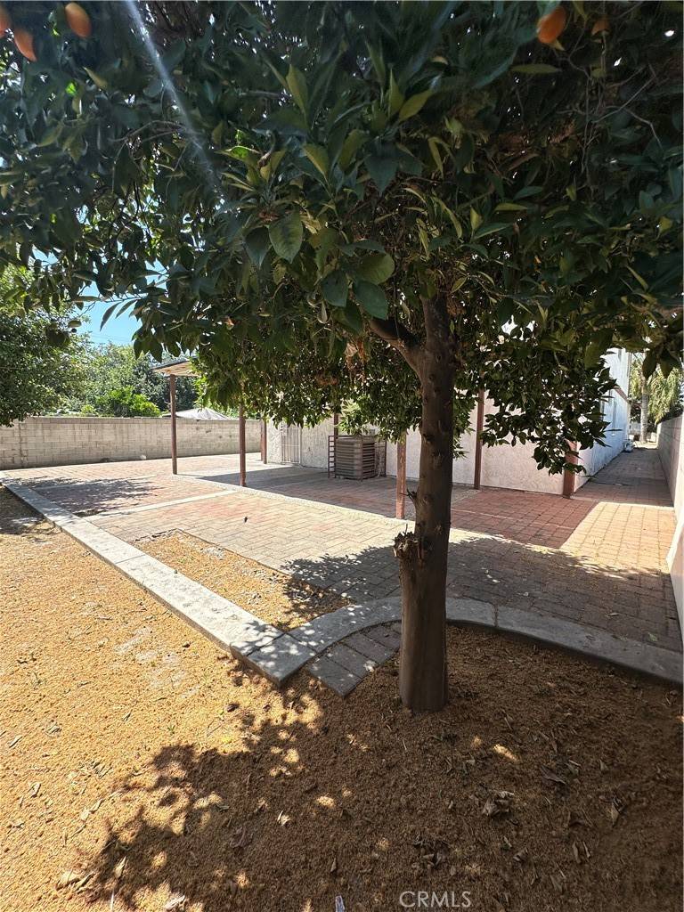 San Bernardino, CA 92405,663 W 14th ST