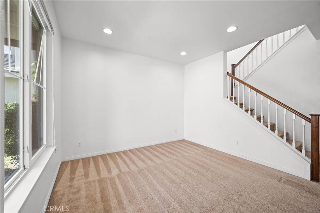 Corona, CA 92883,24982 Pine Creek