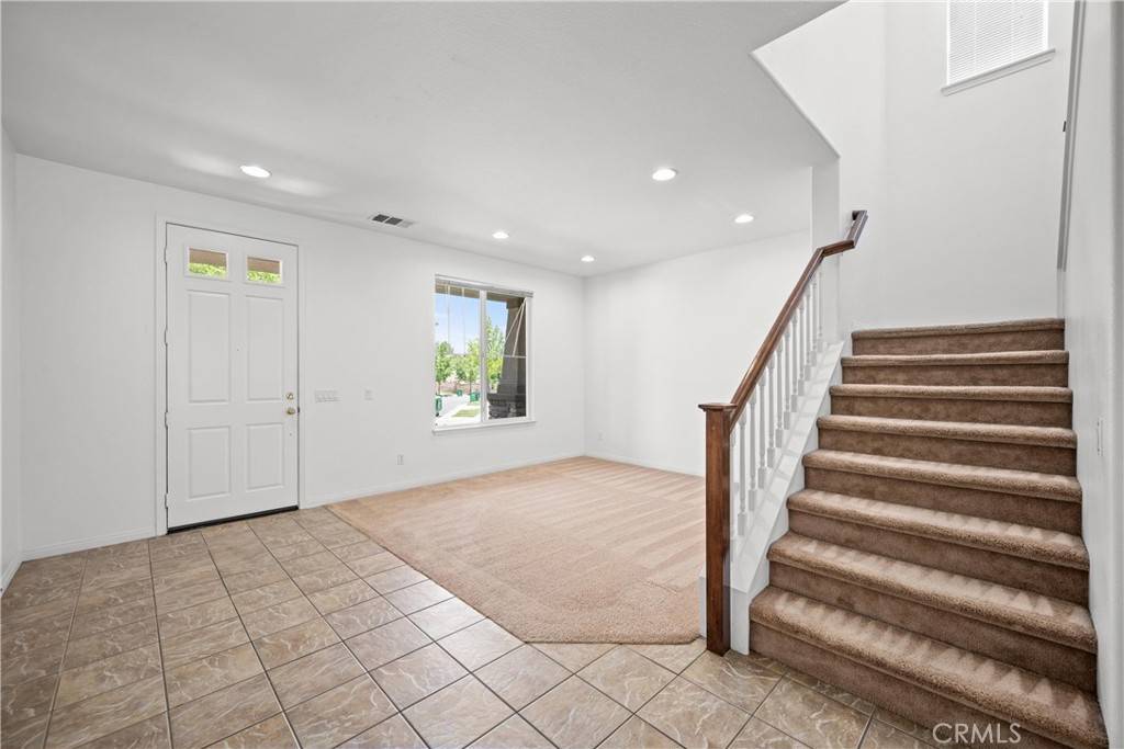 Corona, CA 92883,24982 Pine Creek
