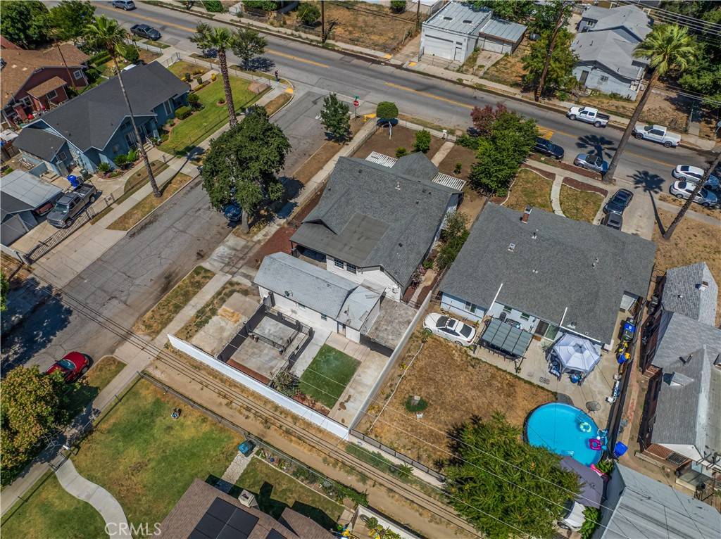 San Bernardino, CA 92405,1996 N G ST