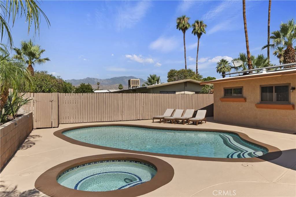 Palm Desert, CA 92260,74183 Aster DR