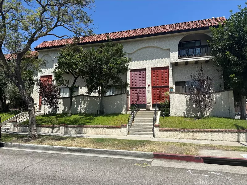 300 N Isabel ST #21, Glendale, CA 91206