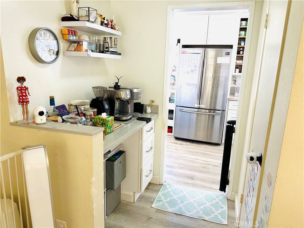 Glendale, CA 91206,300 N Isabel ST #21