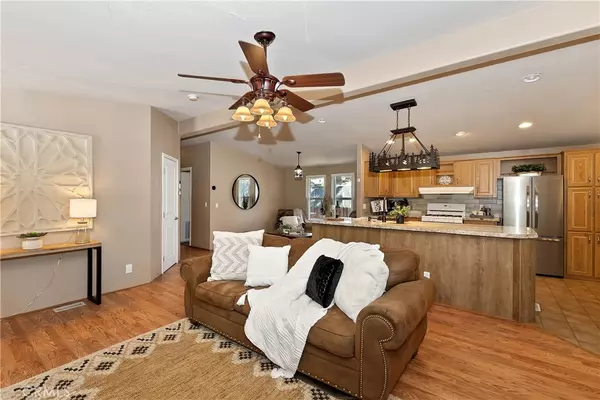 Big Bear City, CA 92314,964 Tinkerbell AVE
