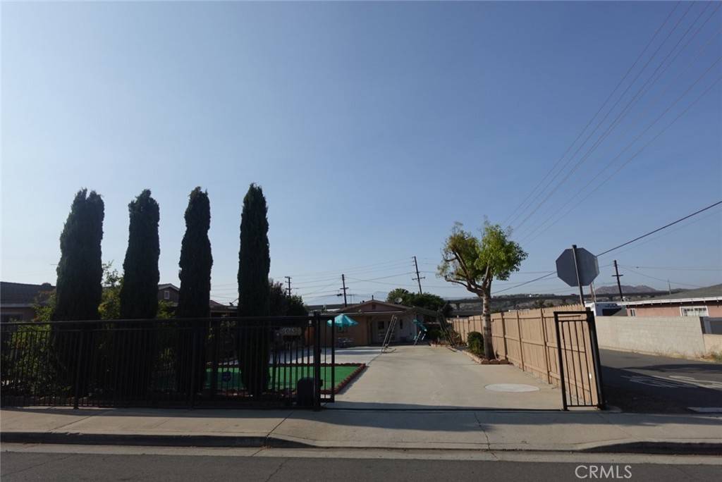 1063 Quarry ST, Corona, CA 92879