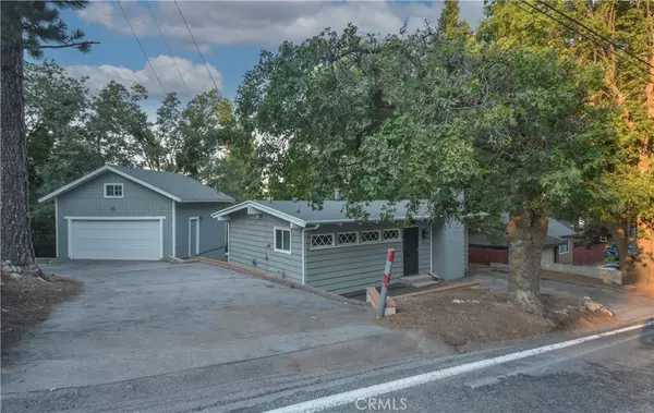 30607 Live Oak DR, Running Springs, CA 92382
