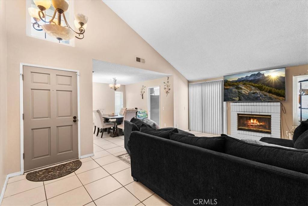 San Bernardino, CA 92407,1365 Reservoir DR