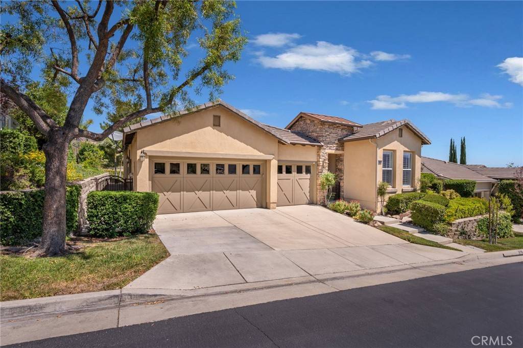 Corona, CA 92883,23929 Fawnskin DR