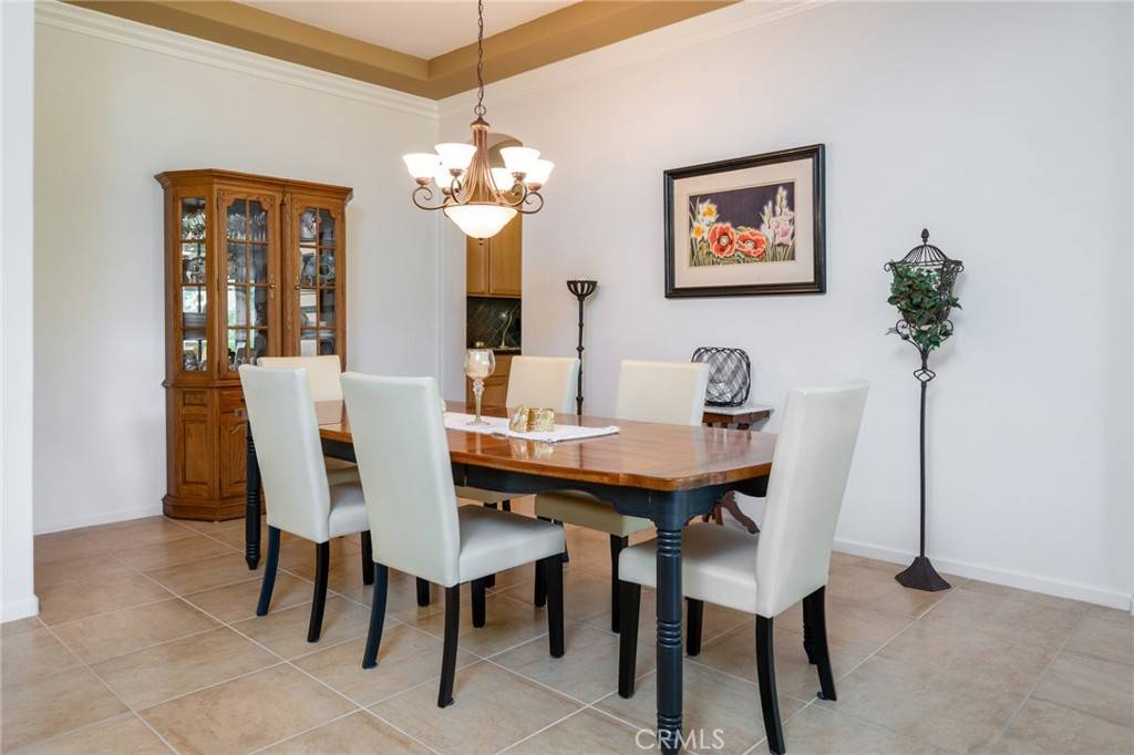 Corona, CA 92883,23929 Fawnskin DR