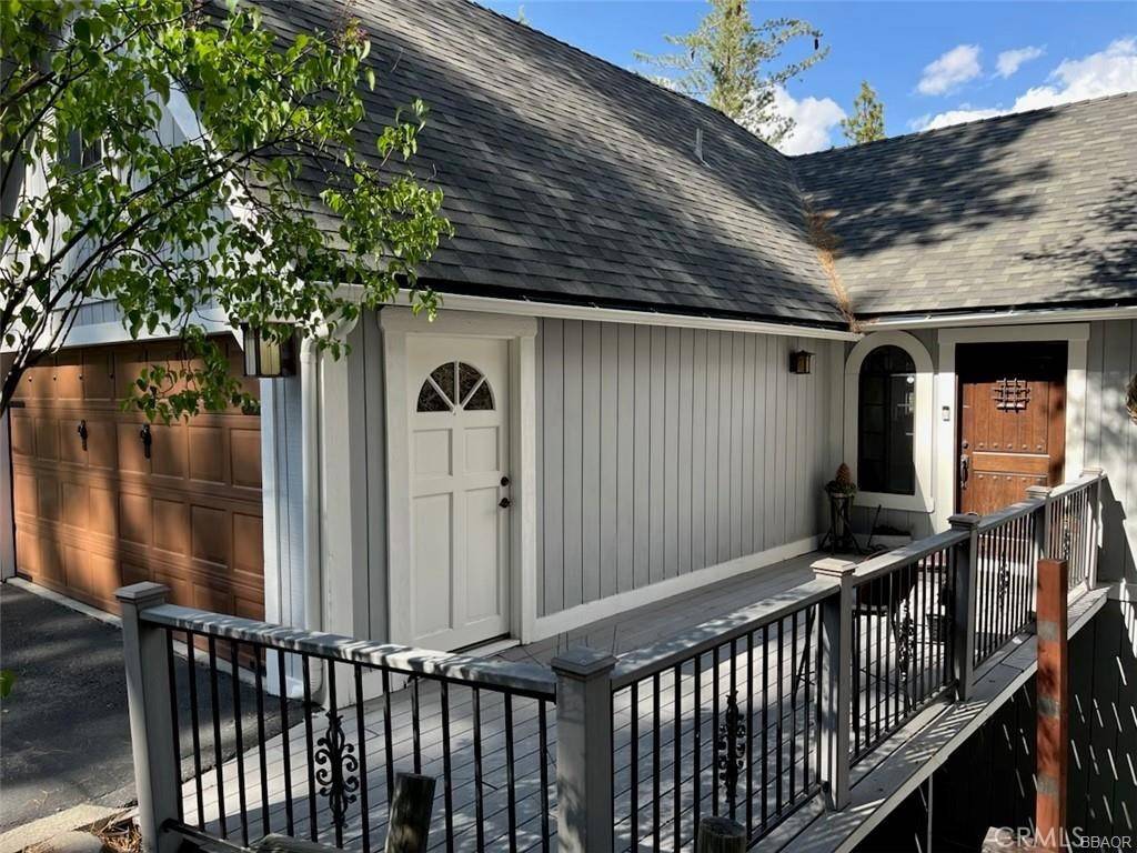 625 San Benito LN, Lake Arrowhead, CA 92352