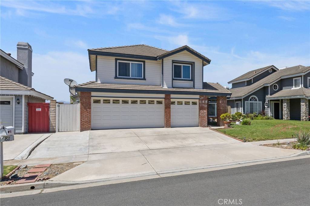 Corona, CA 92882,3681 Foxplain RD