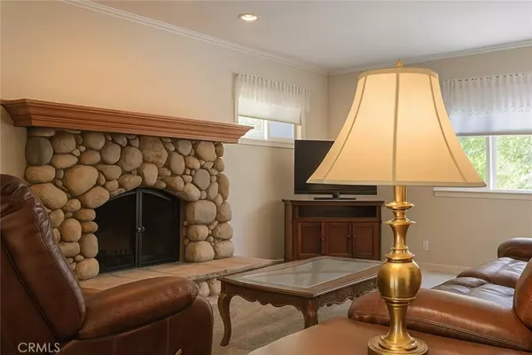 Lake Arrowhead, CA 92352,211 Heliotrope DR