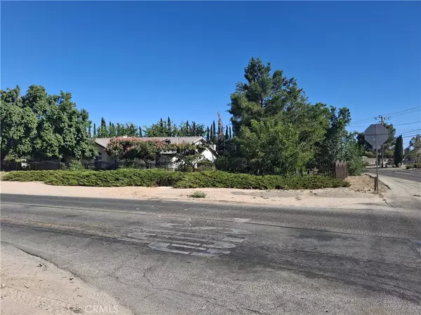 Hesperia, CA 92345,8323 Peach AVE