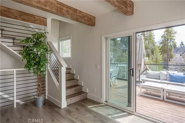 Lake Arrowhead, CA 92352,28744 Palisades DR