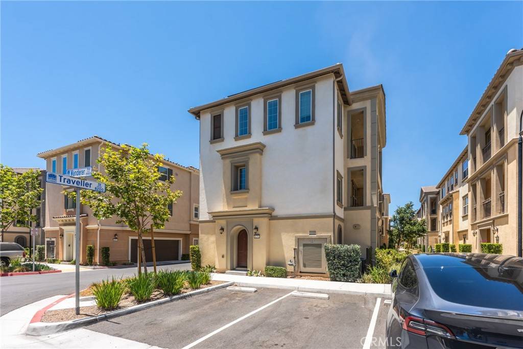 8276 Traveller ST, Chino, CA 91708