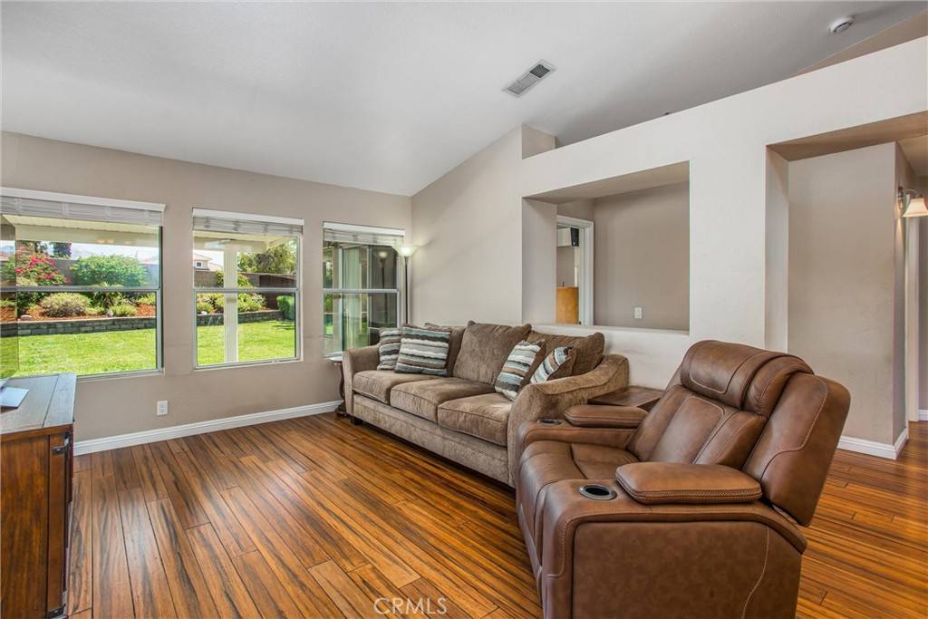 Highland, CA 92346,7471 Windrose DR