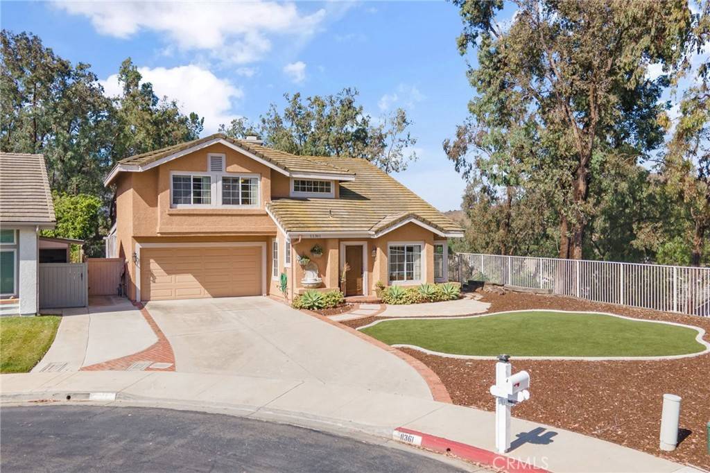 Corona, CA 92878,11361 Foxglove LN