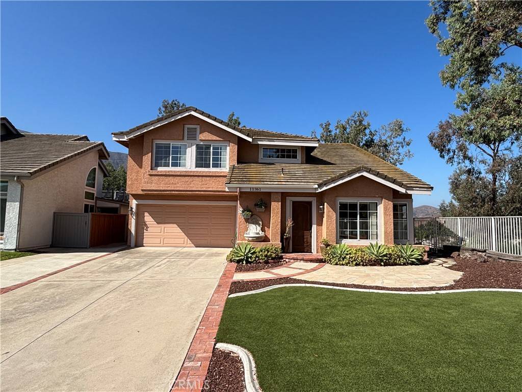 Corona, CA 92878,11361 Foxglove LN