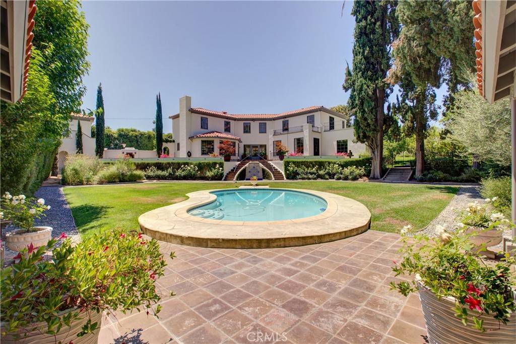 1205 W Highland, Redlands, CA 92373