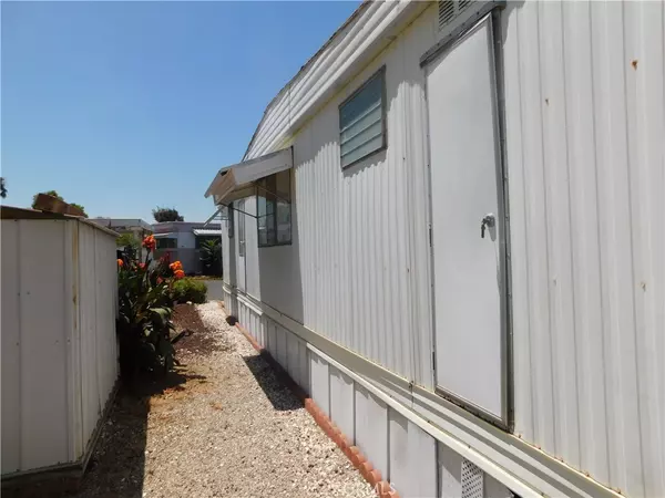 Yucaipa, CA 92399,12874 California ST #5