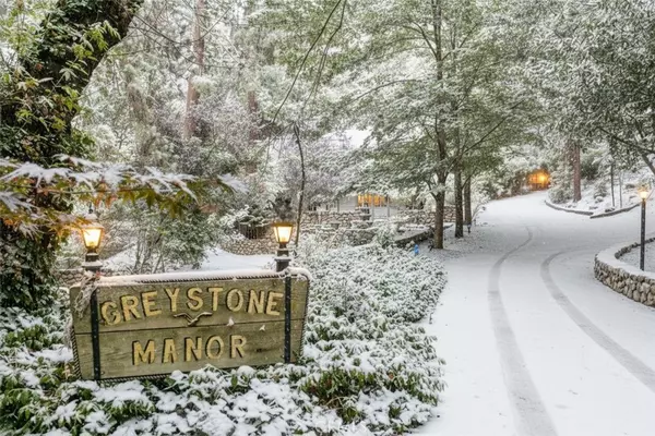 Crestline, CA 92325,969 Oak DR