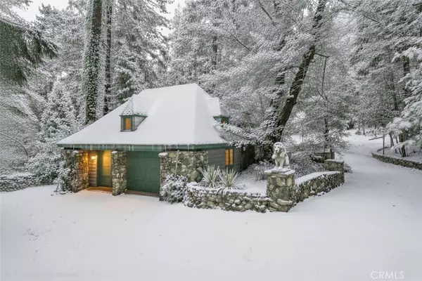 Crestline, CA 92325,969 Oak DR