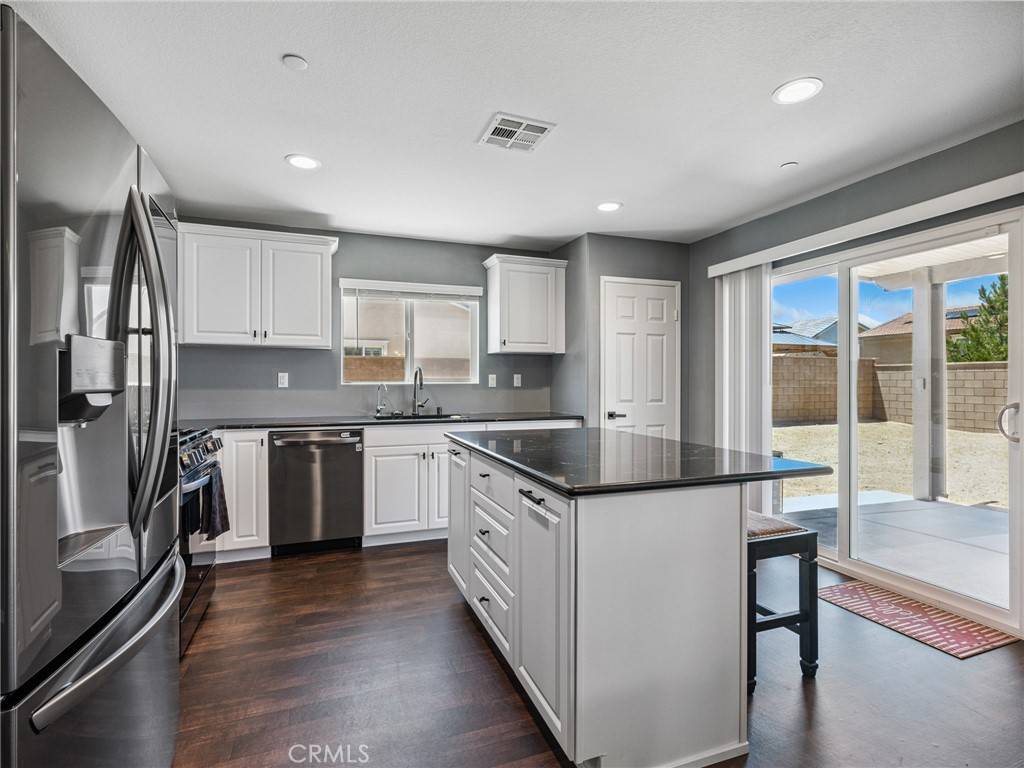 Victorville, CA 92392,11760 Espola PL