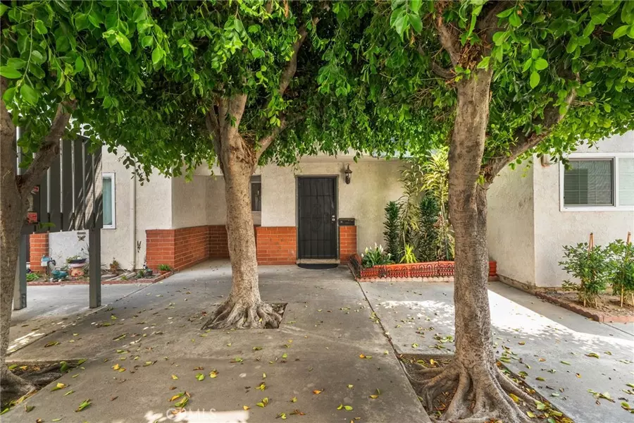 11286 Parkside LN #22, Garden Grove, CA 92843